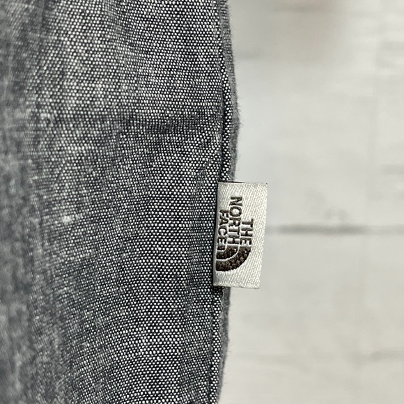 The North Face Chambray Dress - Picture 6 of 10